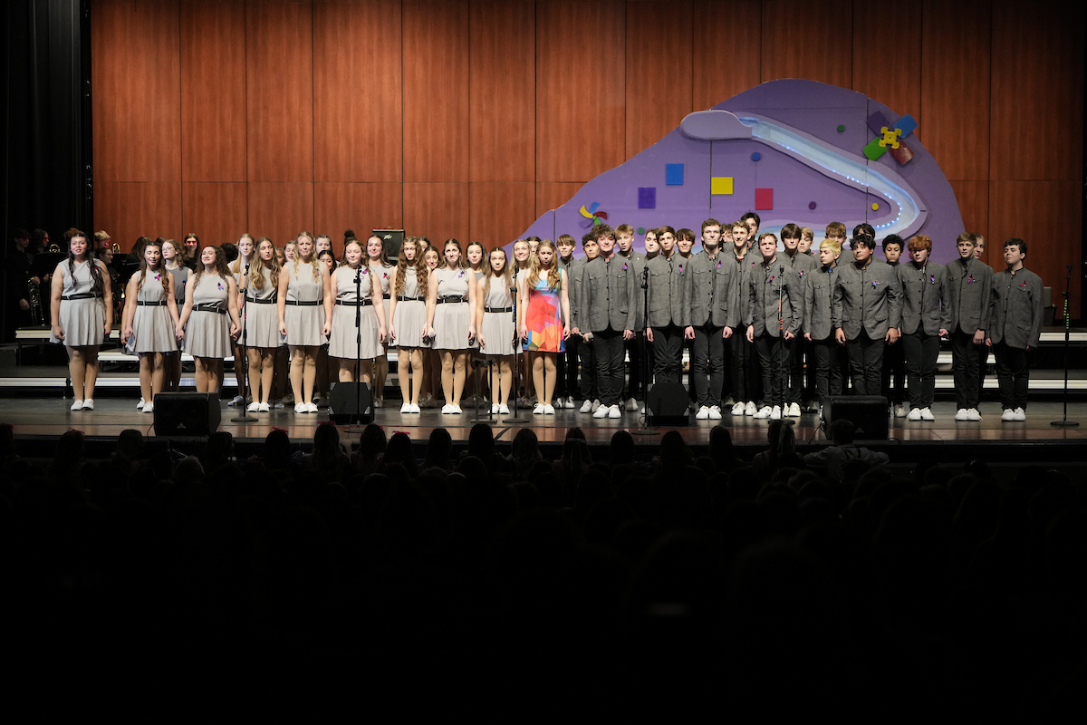 Urbandale High School Announces New Leadership for Show Choir Program