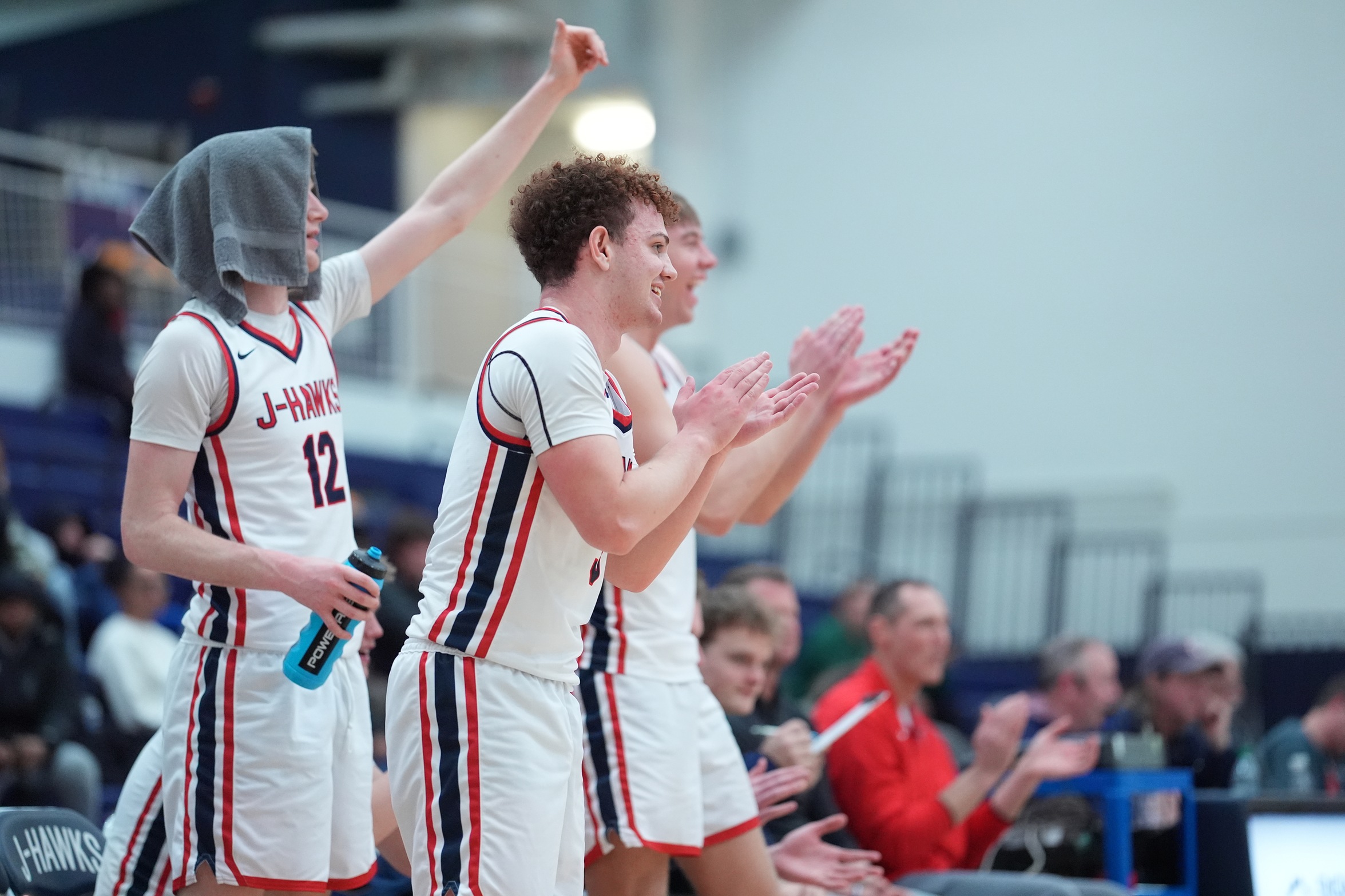 J-Hawks Extend Streak to Three Against DM East